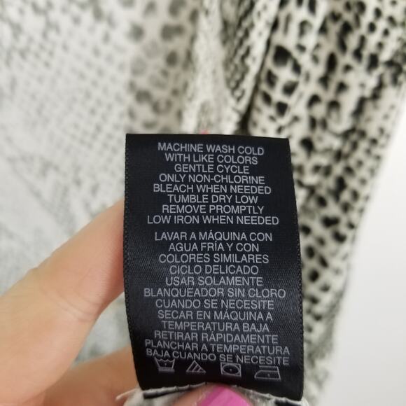 Norma Kamali Wrap Dress XS Snake Skin Sweetheart Neckline Cap Sleeve Green Cream - Picture 12 of 12